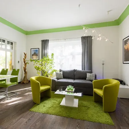 Ferienwohnung Angela Konig Апартаменты *