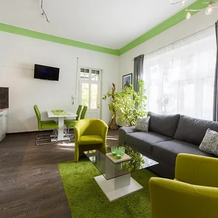 Апартаменты Ferienwohnung Angela Konig *